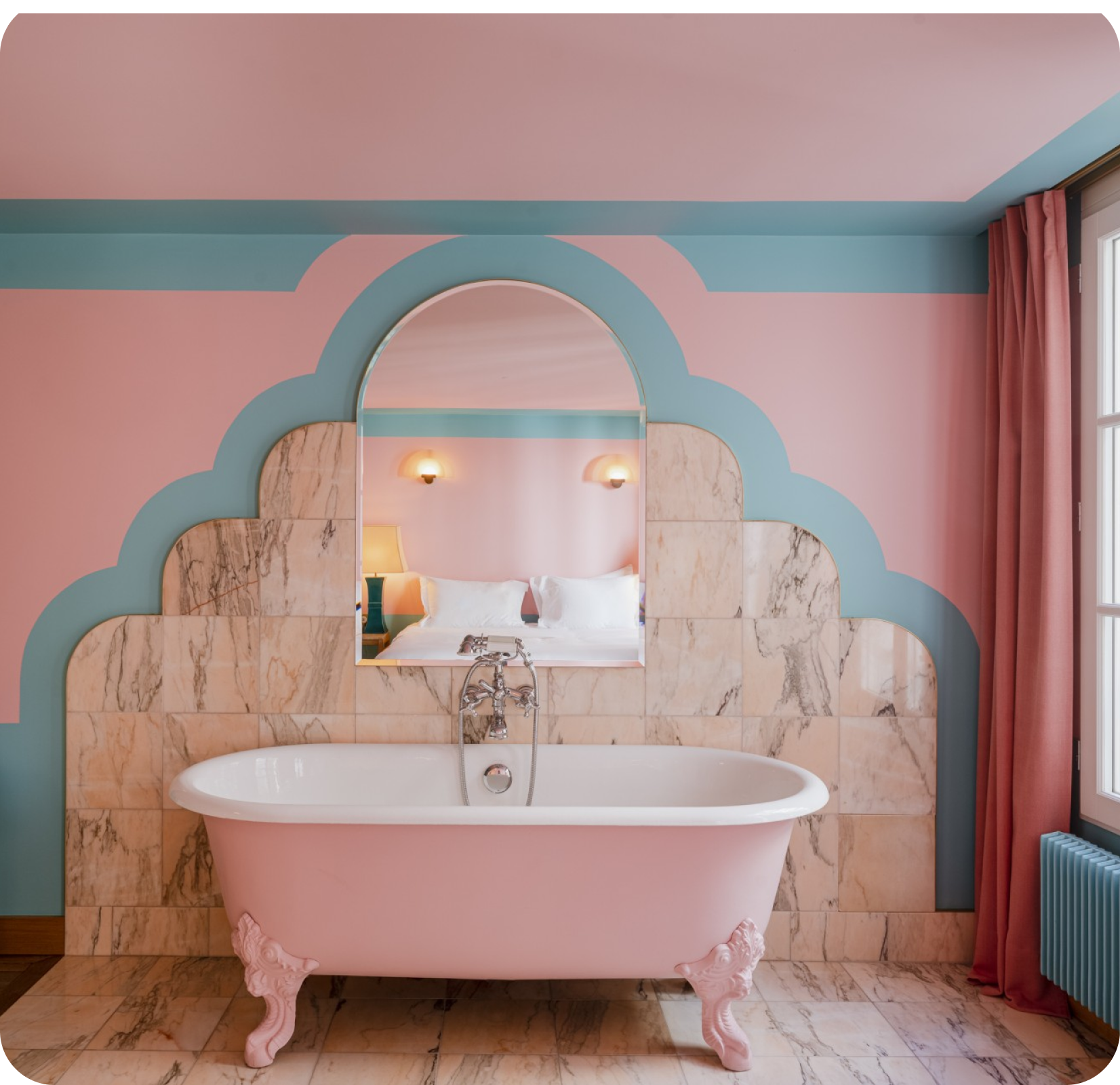Hotel Amour Chambre Supérieure bleue rose -  @pionphotographie